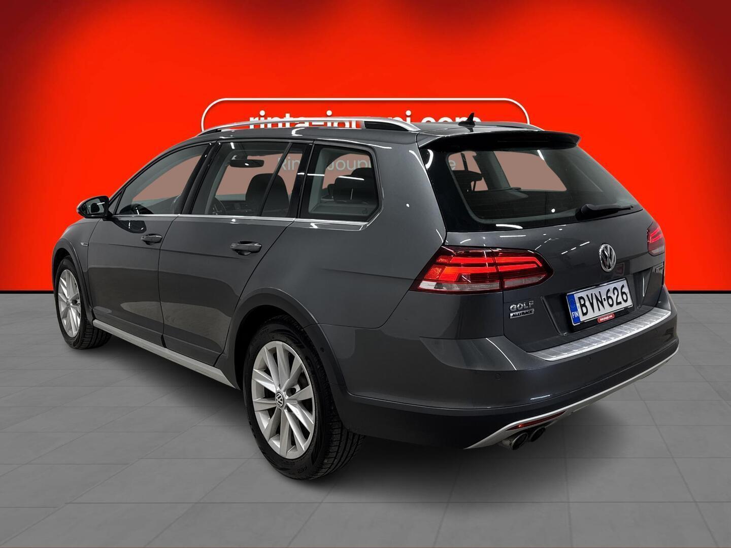 VOLKSWAGEN Golf 2019