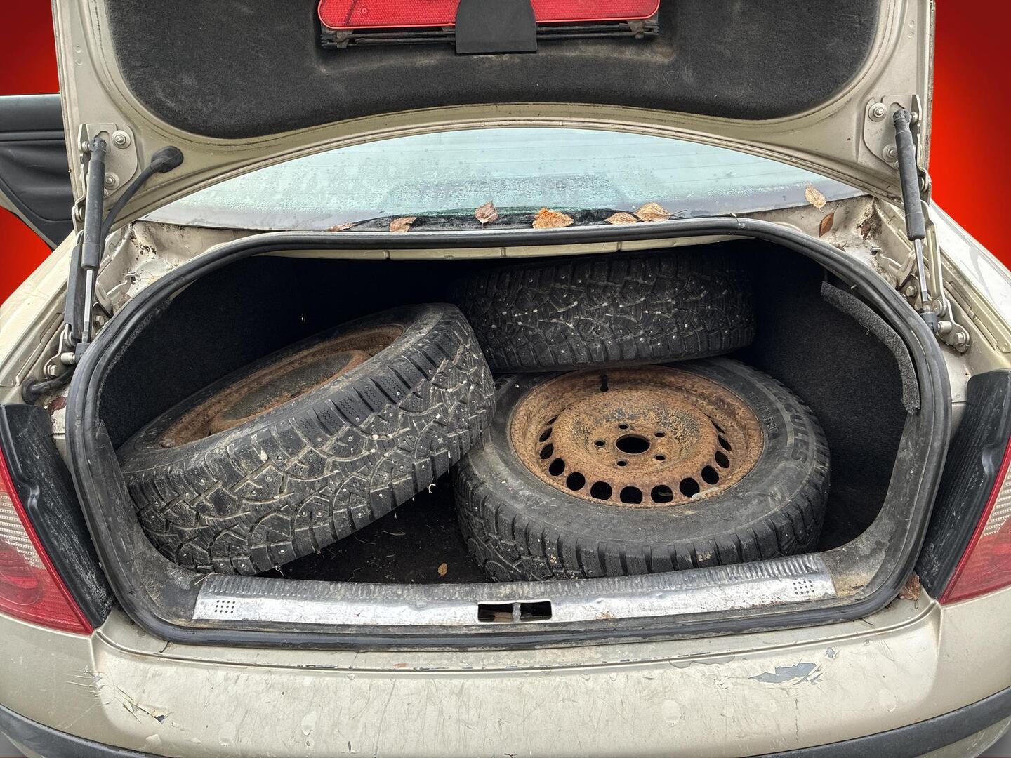 VOLKSWAGEN Passat 2004