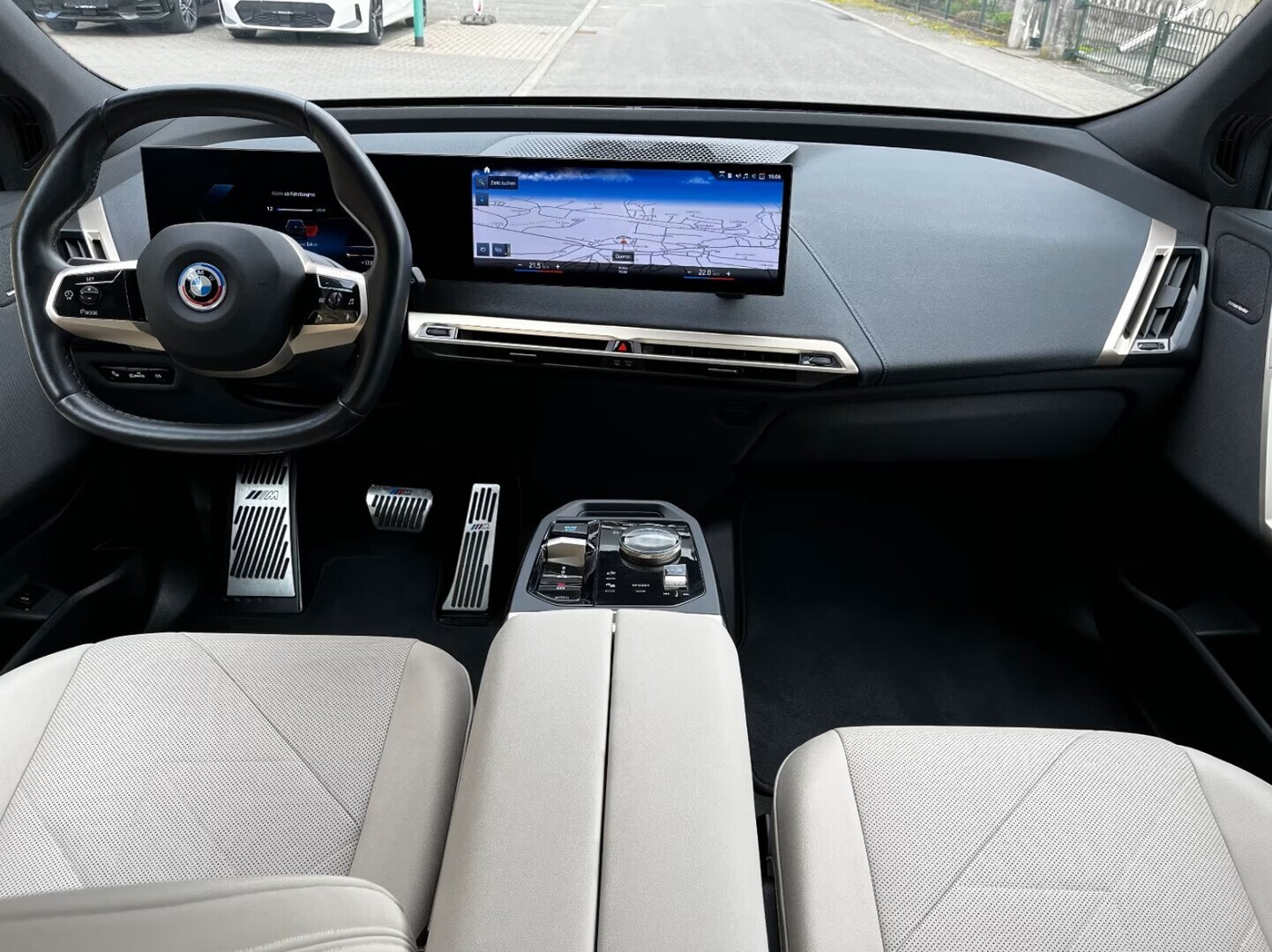 BMW IX 2022