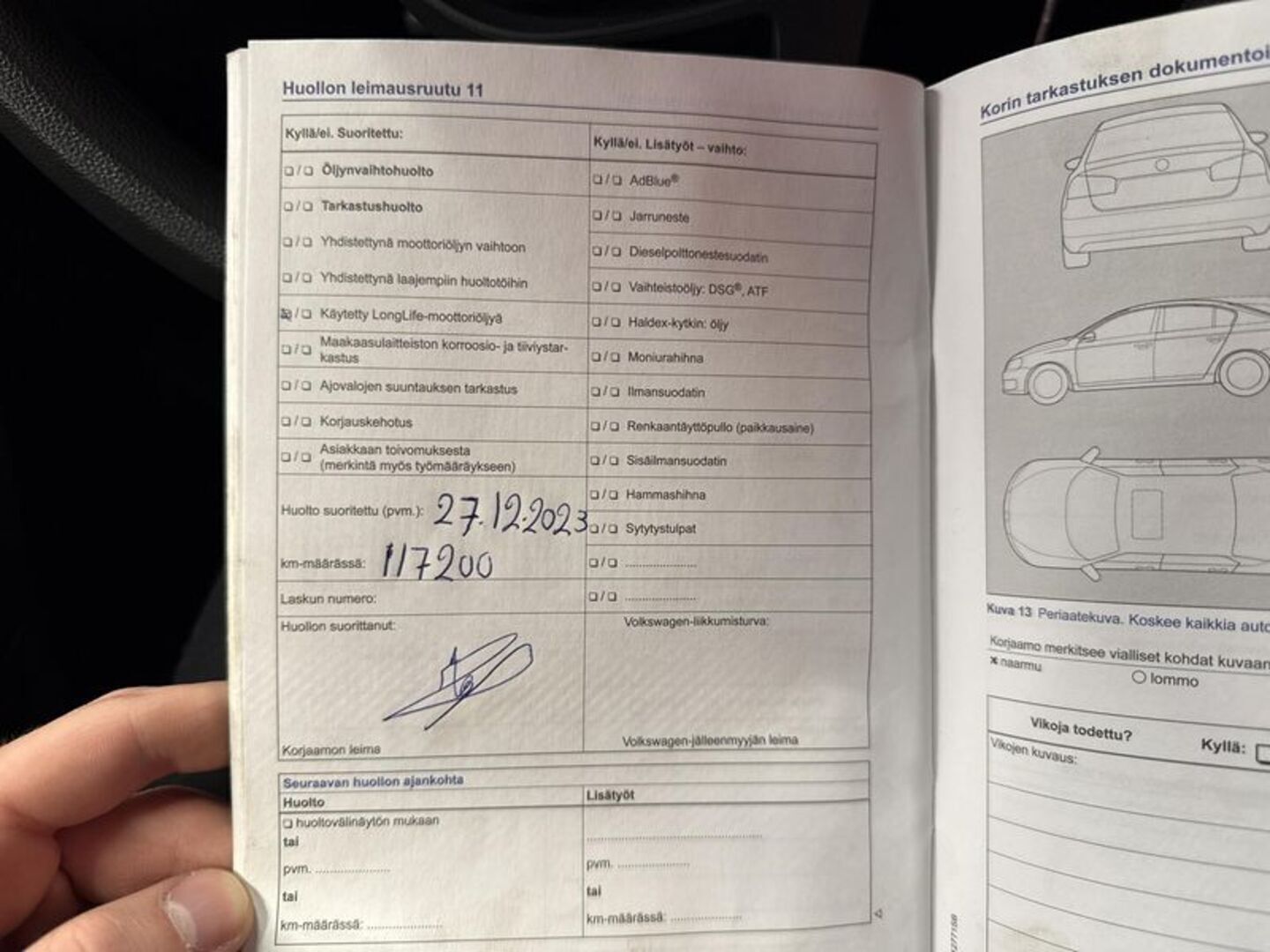 VOLKSWAGEN Polo 2015