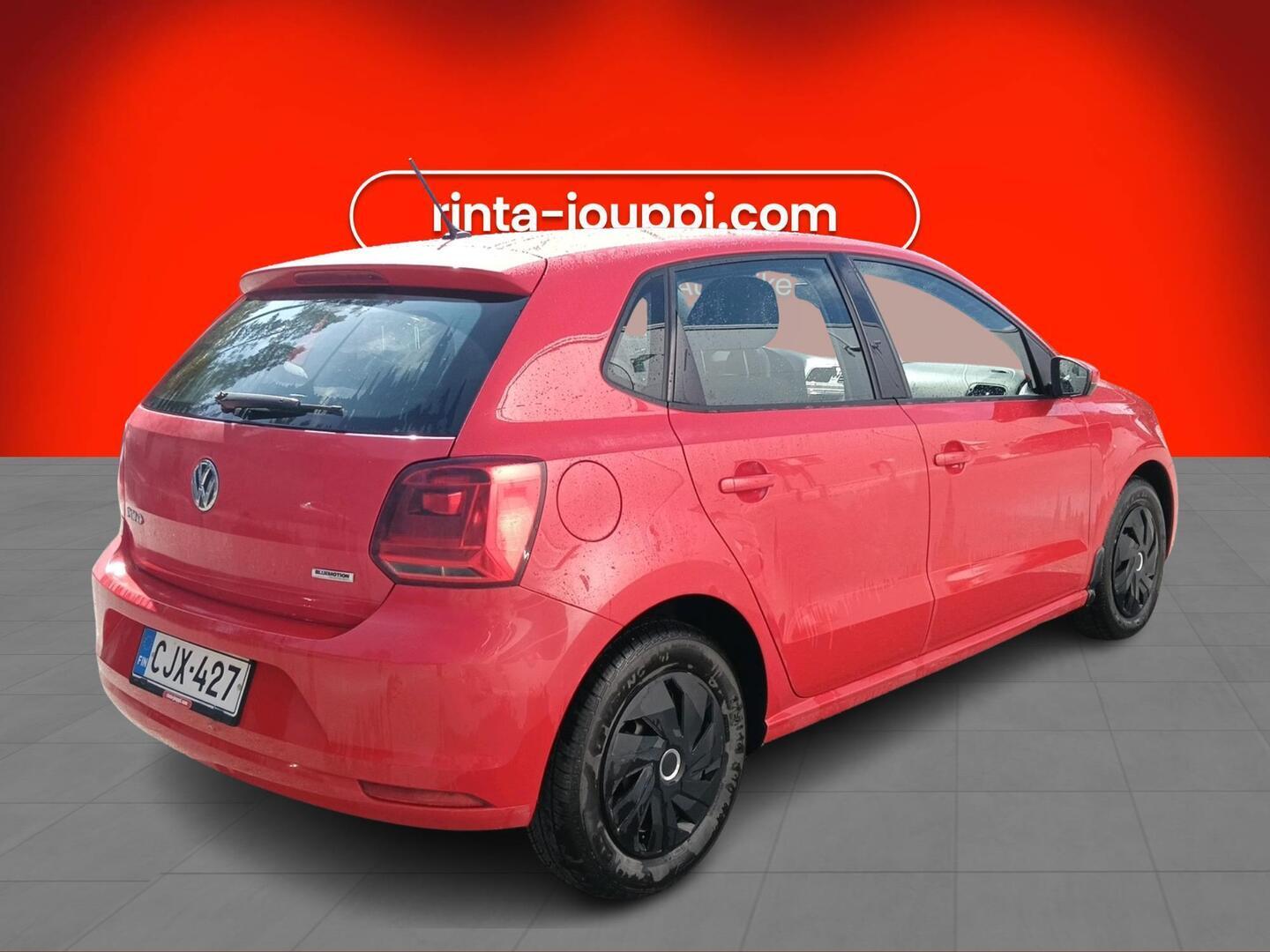 VOLKSWAGEN Polo 2015