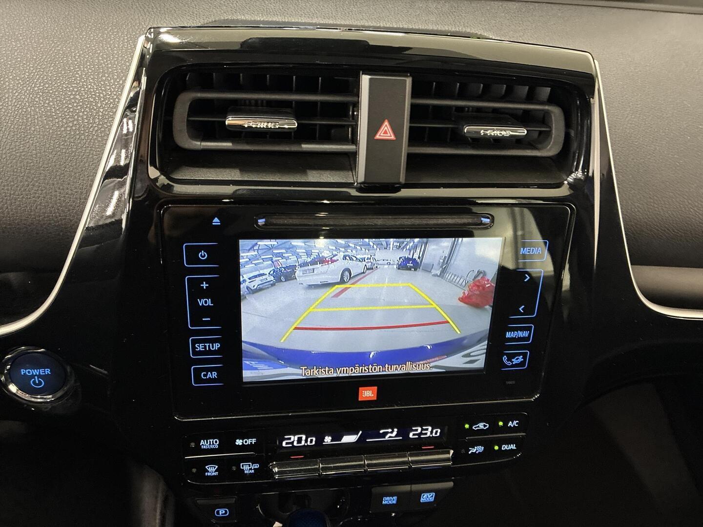 TOYOTA Prius 2017
