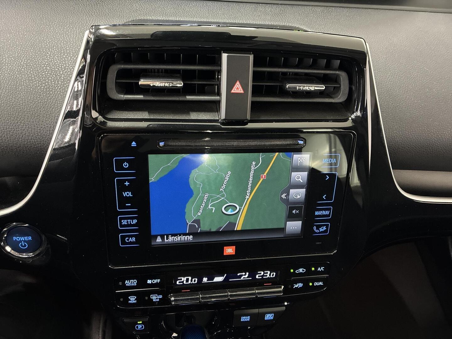 TOYOTA Prius 2017