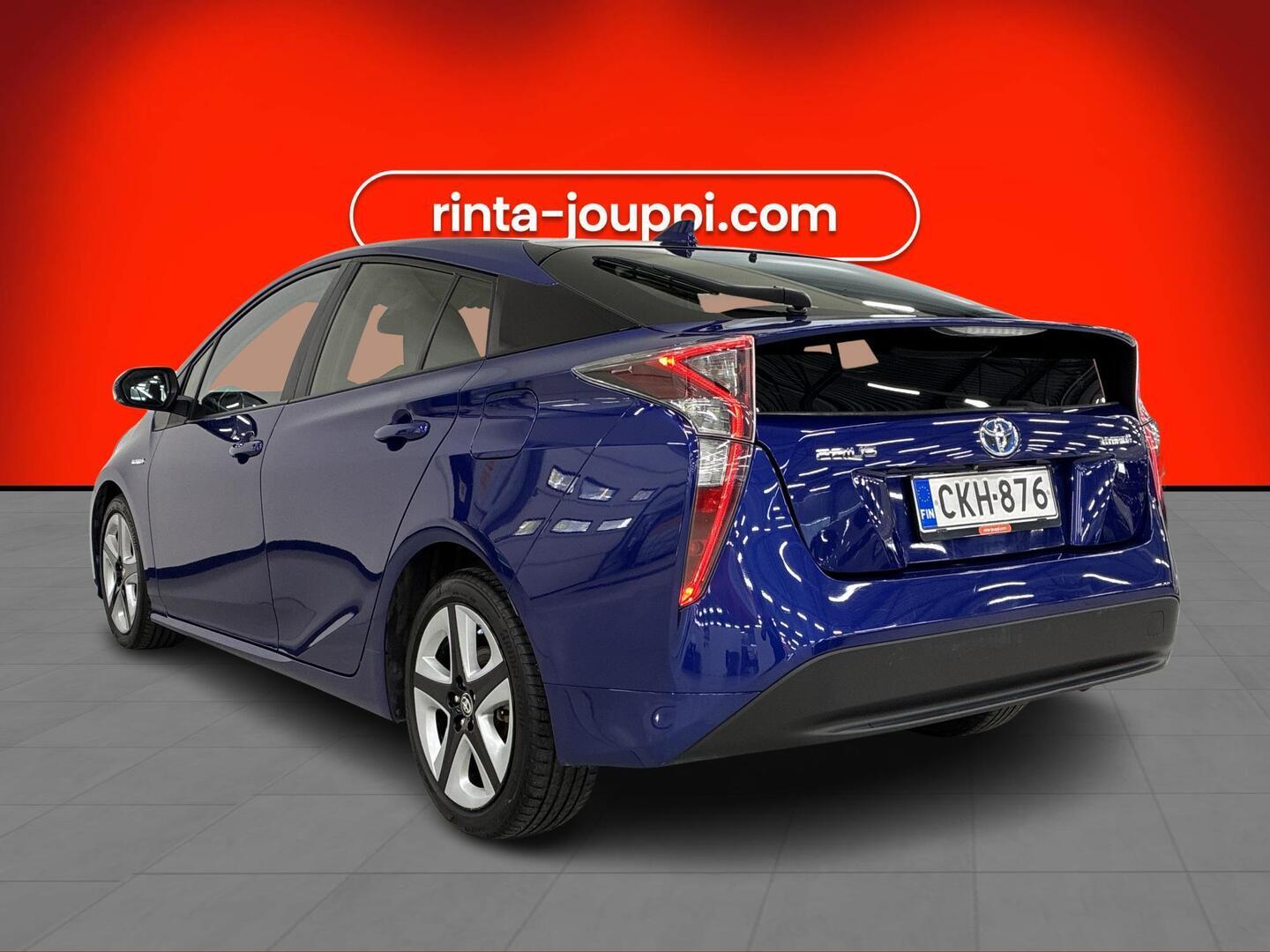 TOYOTA Prius 2017