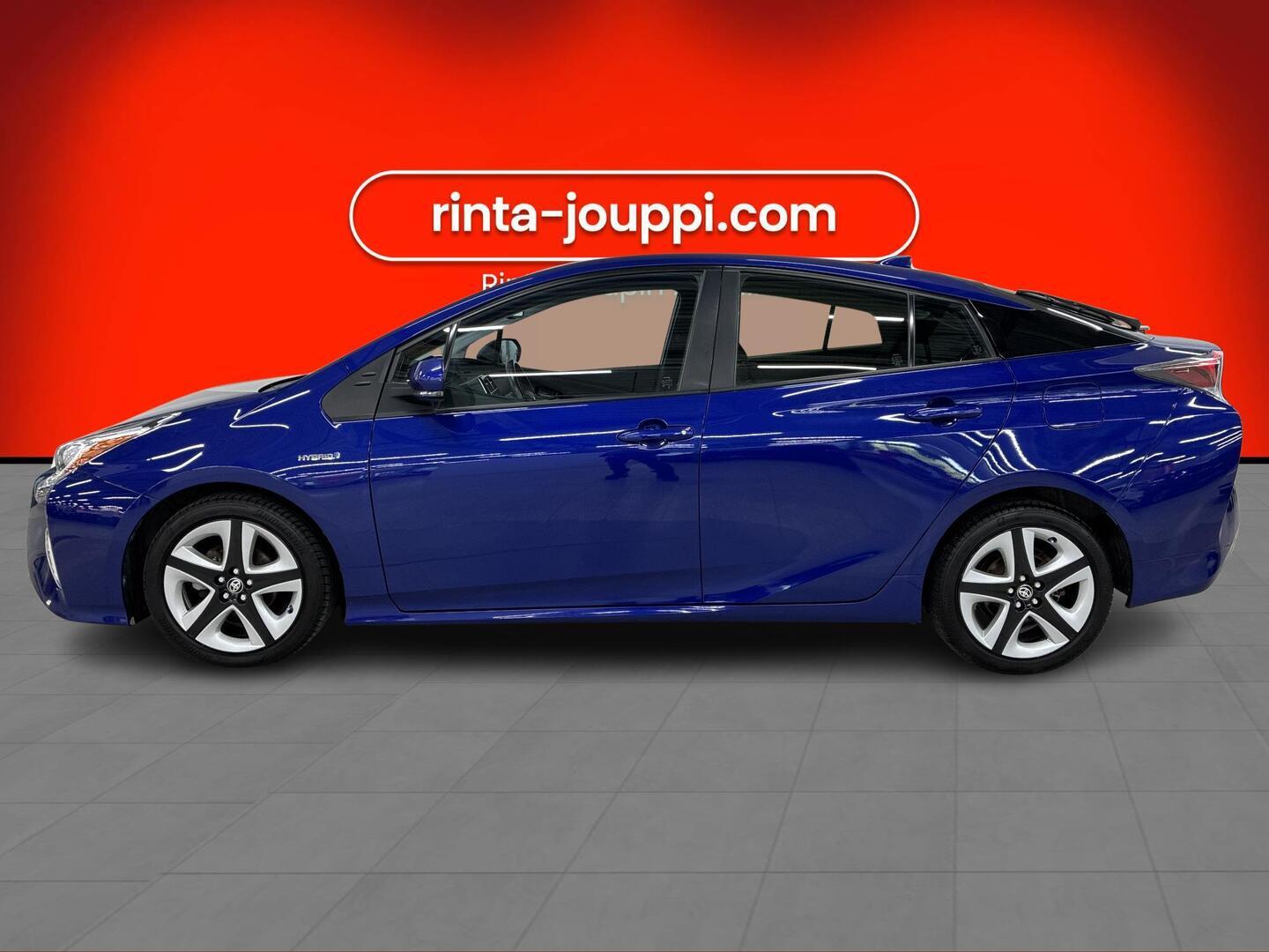 TOYOTA Prius 2017