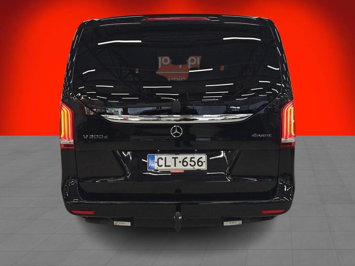 MERCEDES-BENZ V 2019