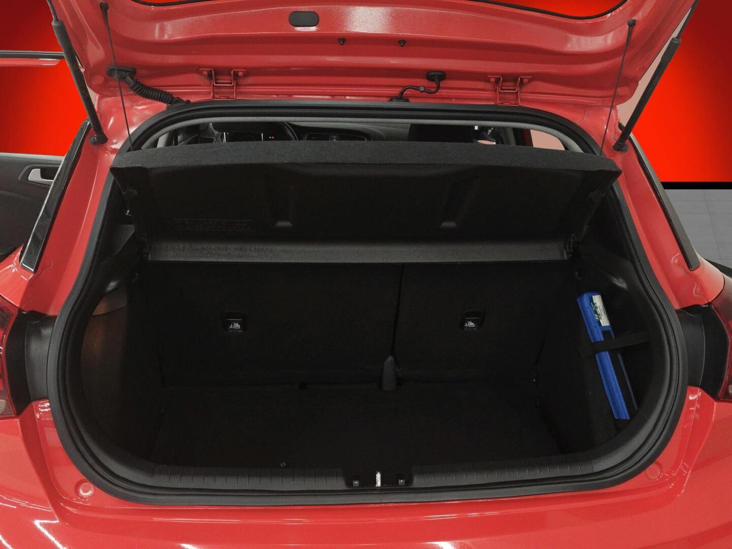 HYUNDAI i20 Hatchback 2018