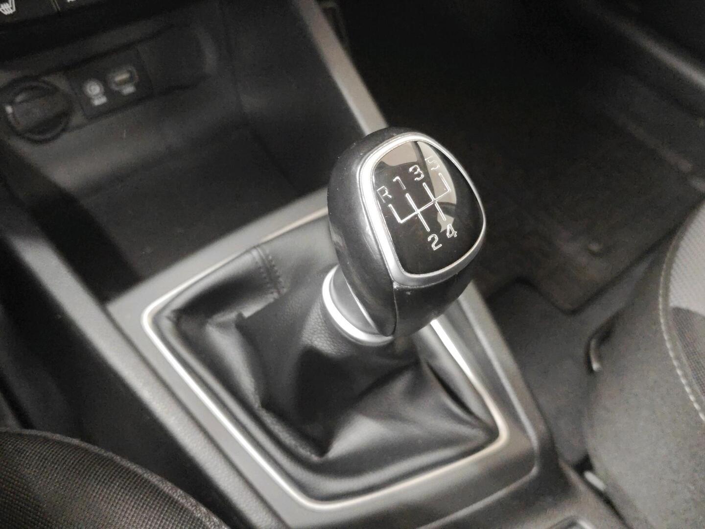 HYUNDAI i20 Hatchback 2018