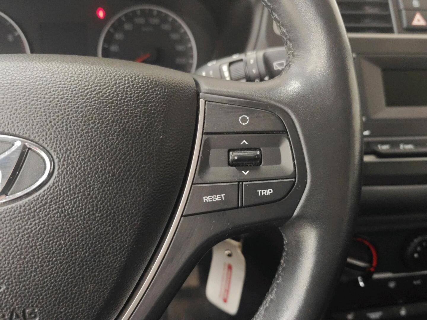 HYUNDAI i20 Hatchback 2018