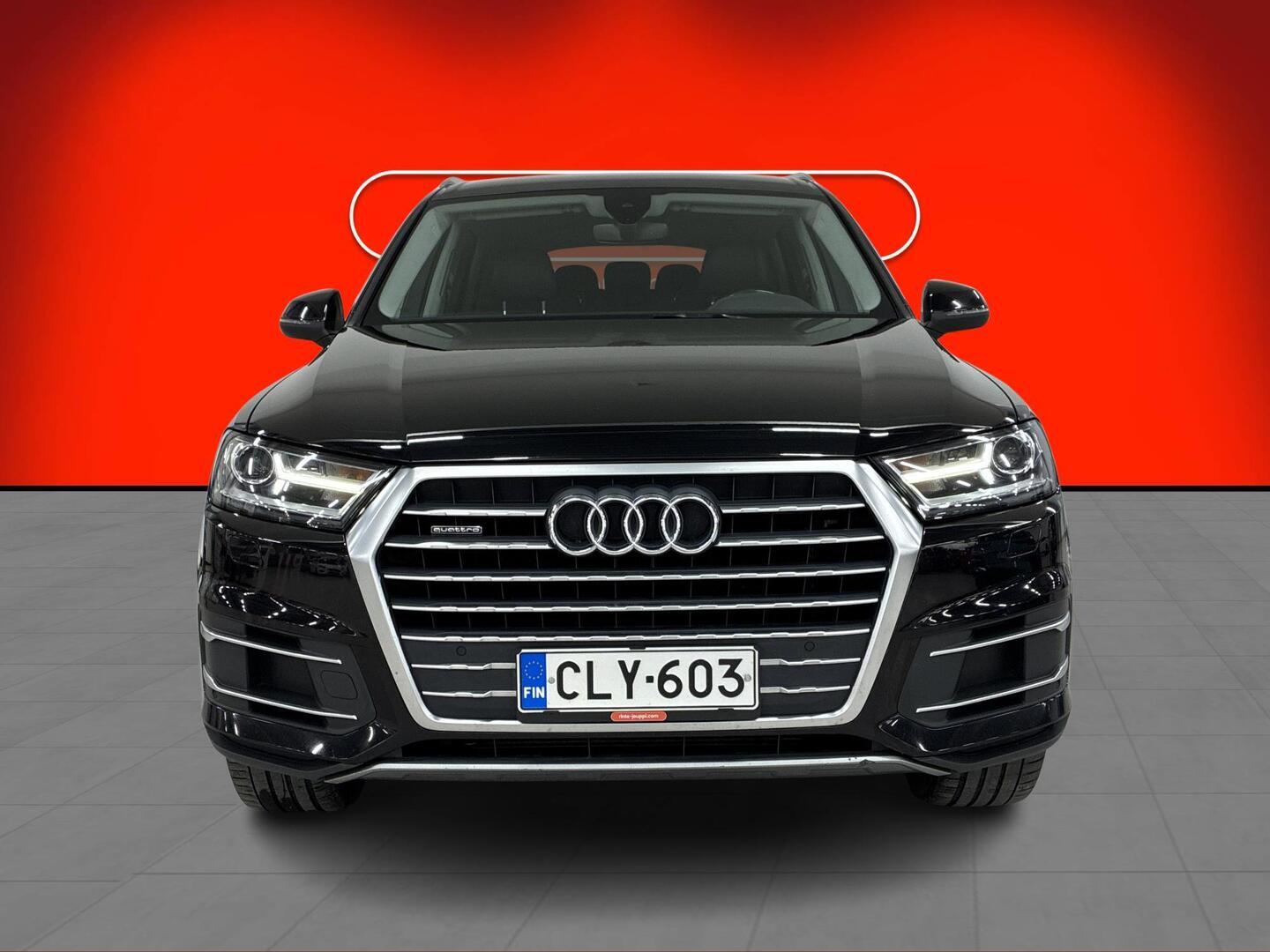 AUDI Q7 2016
