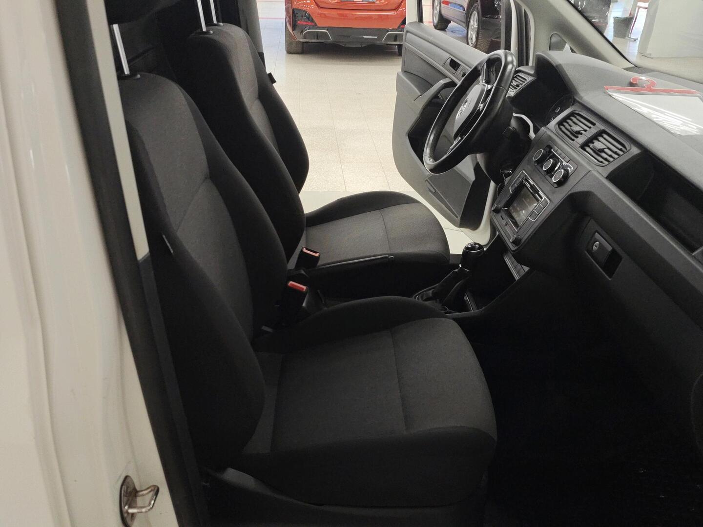 VOLKSWAGEN Caddy 2019