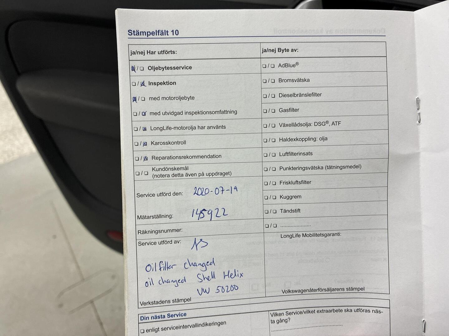 VOLKSWAGEN Touran 2014