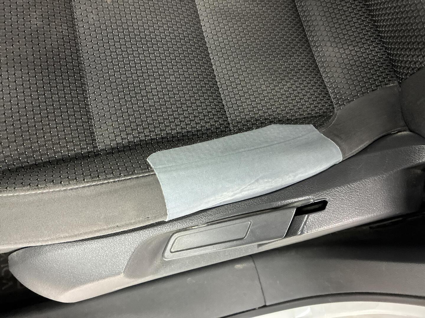 VOLKSWAGEN Touran 2014
