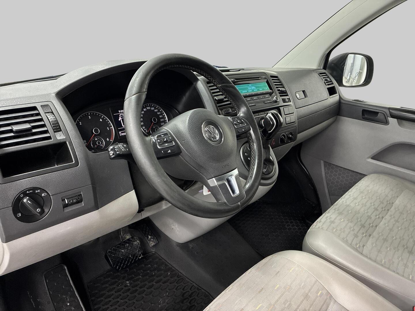 VOLKSWAGEN Transporter 2013