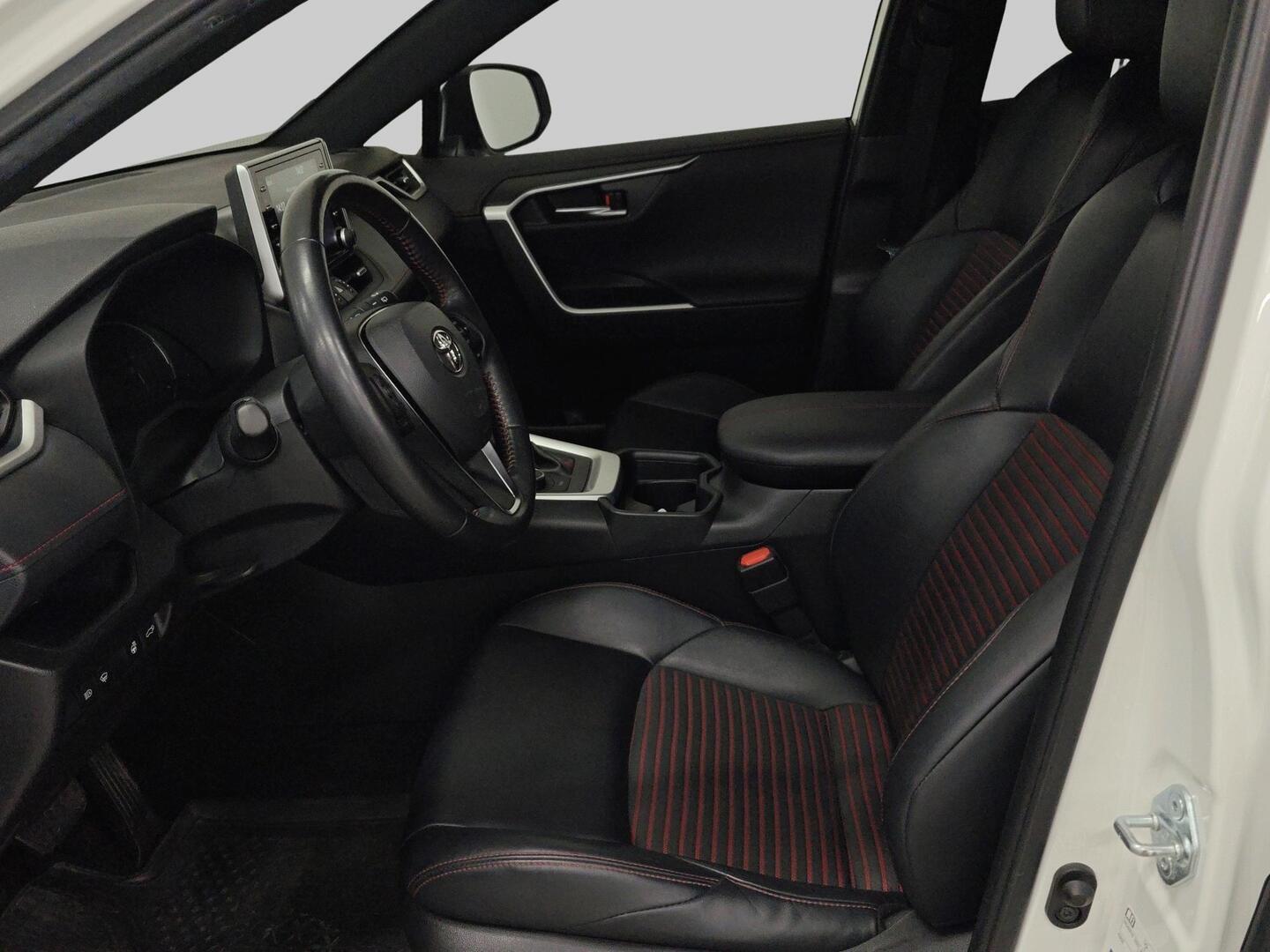 TOYOTA RAV4 PLUG-IN 2021