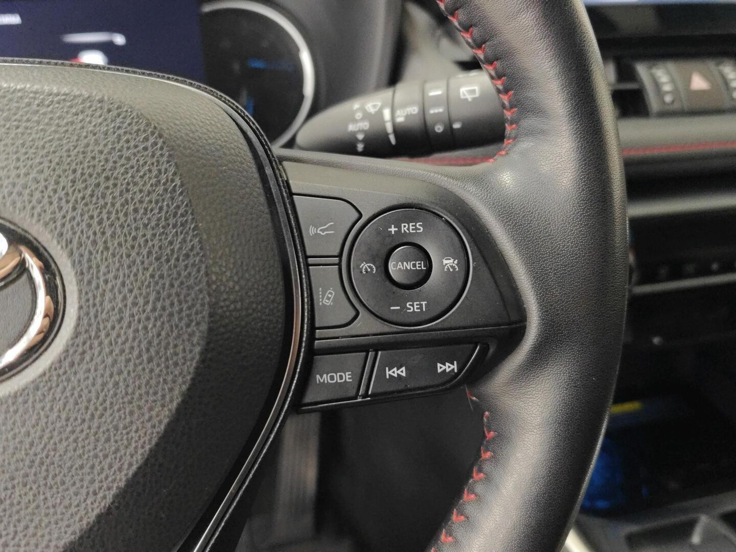 TOYOTA RAV4 PLUG-IN 2021