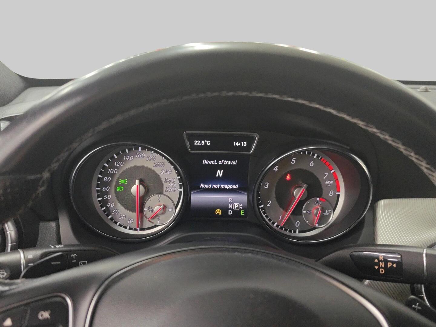 MERCEDES-BENZ CLA 2015