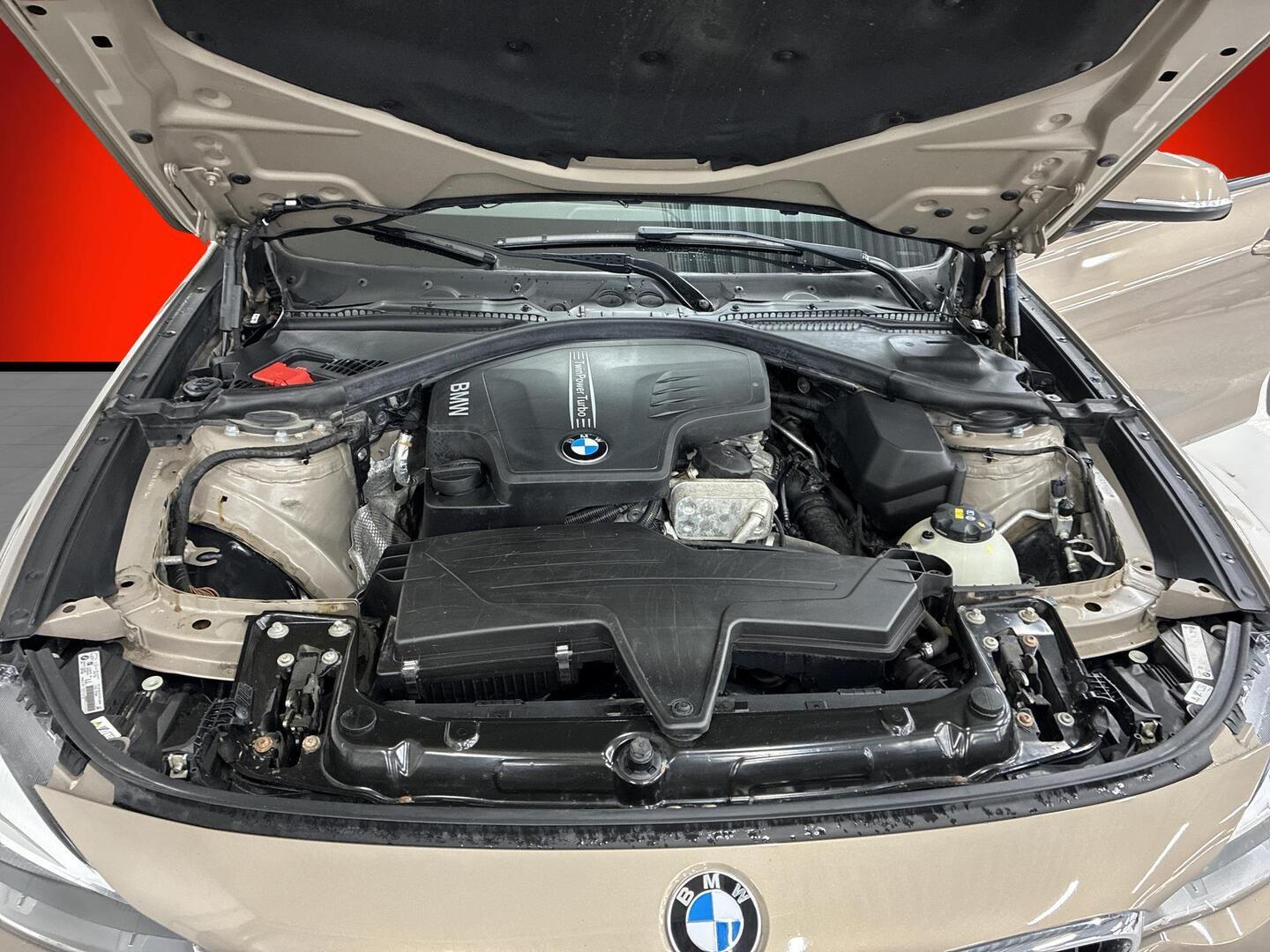 BMW 320 Gran Turismo 2015