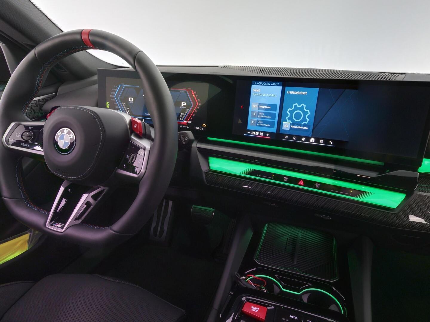 BMW M5 2025