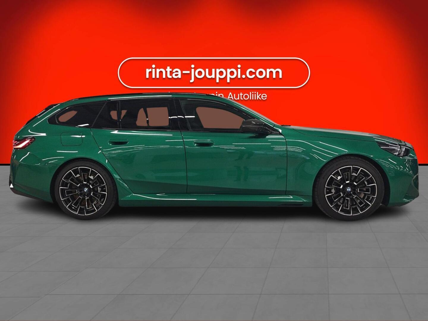 BMW M5 2025