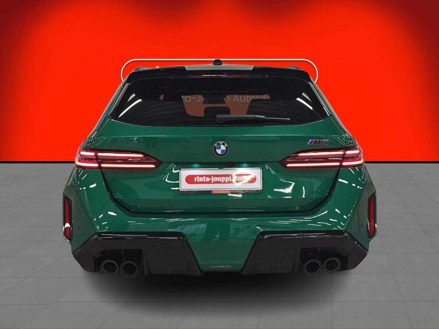 BMW M5 2025