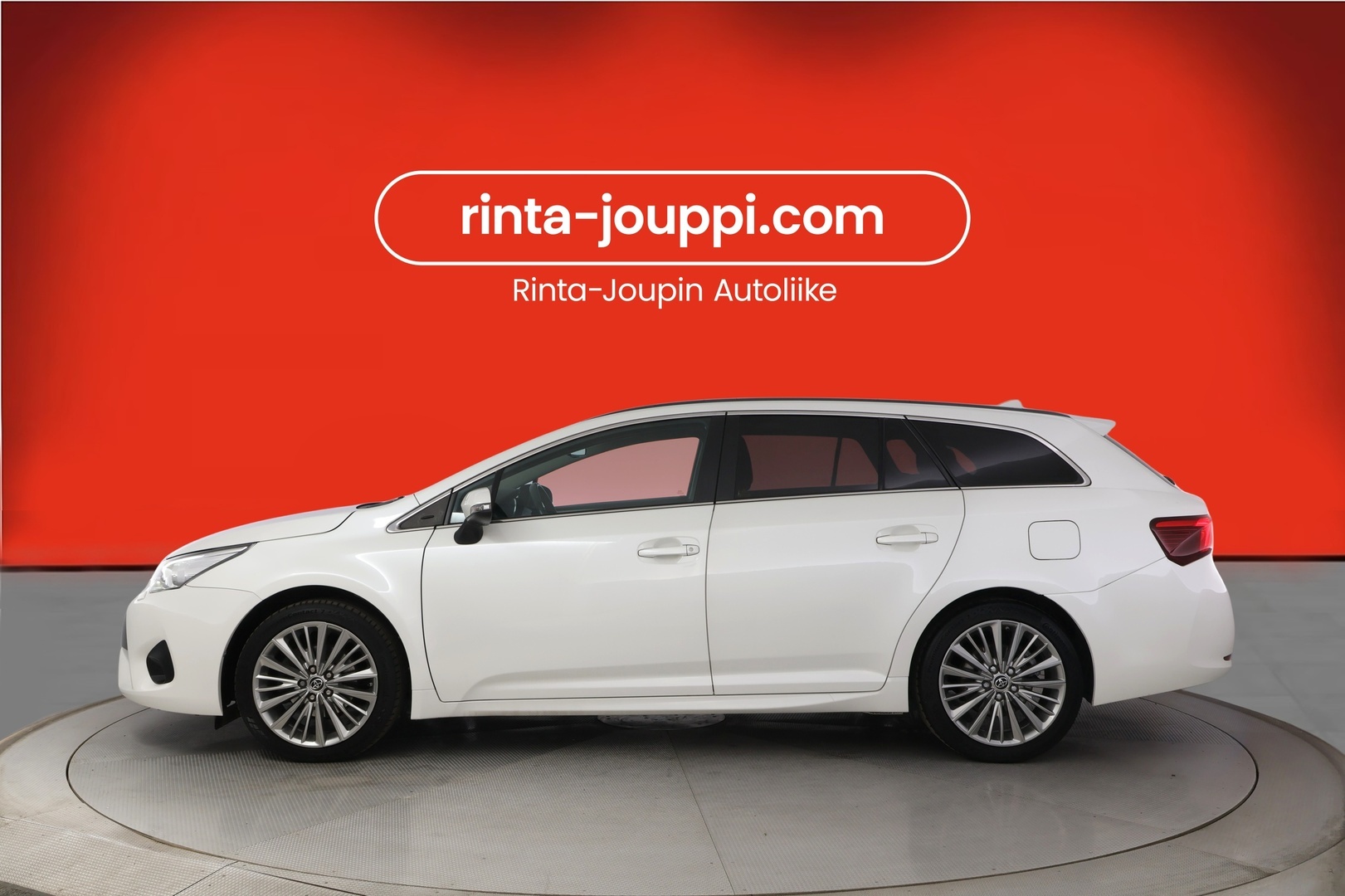 TOYOTA AVENSIS 2017