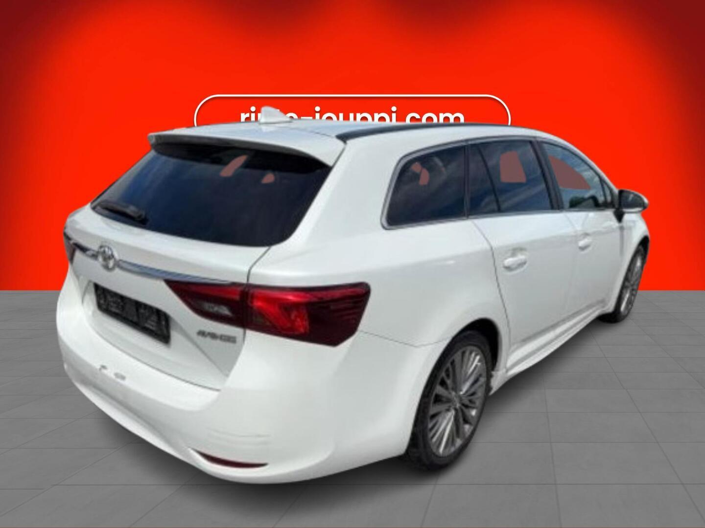 TOYOTA AVENSIS 2017