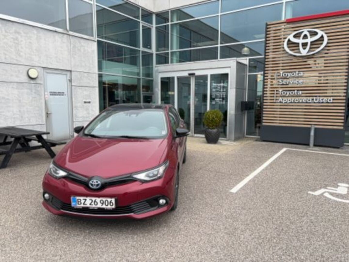TOYOTA AURIS 2018