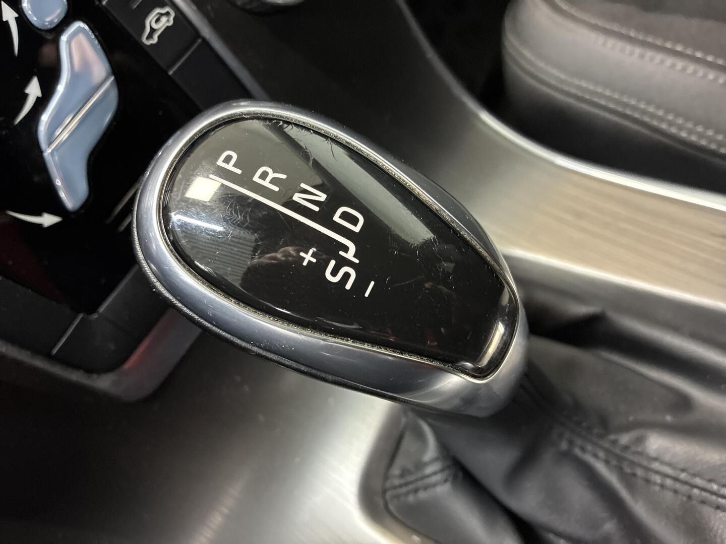 VOLVO V60 2014