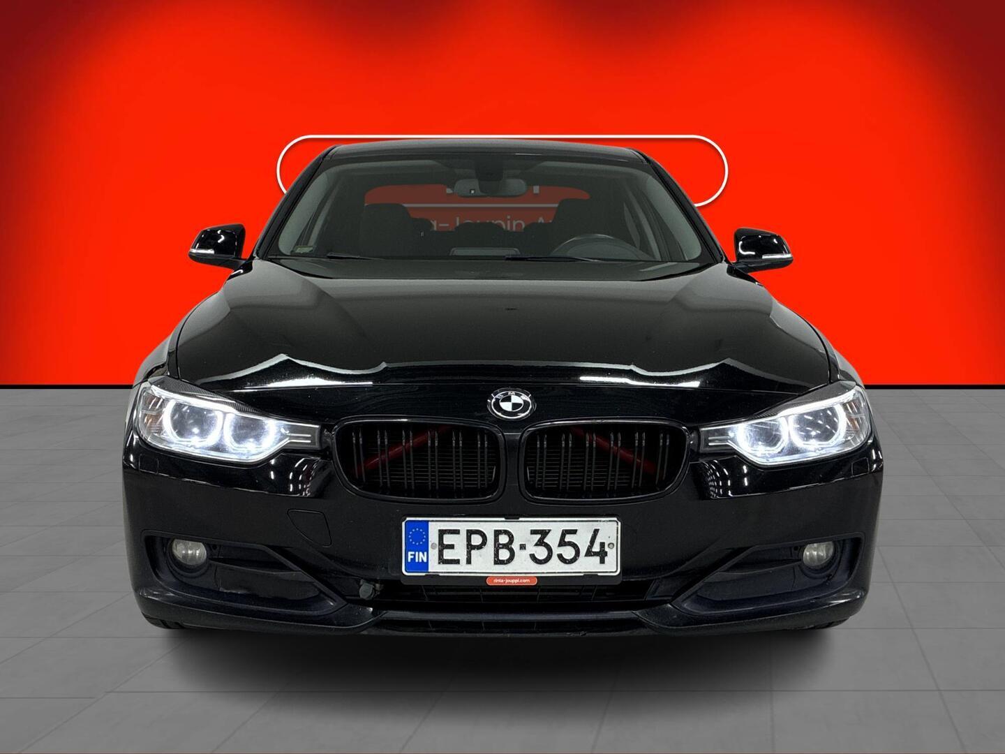 BMW 320 2013