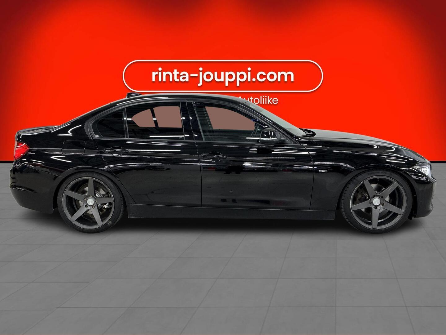 BMW 320 2013