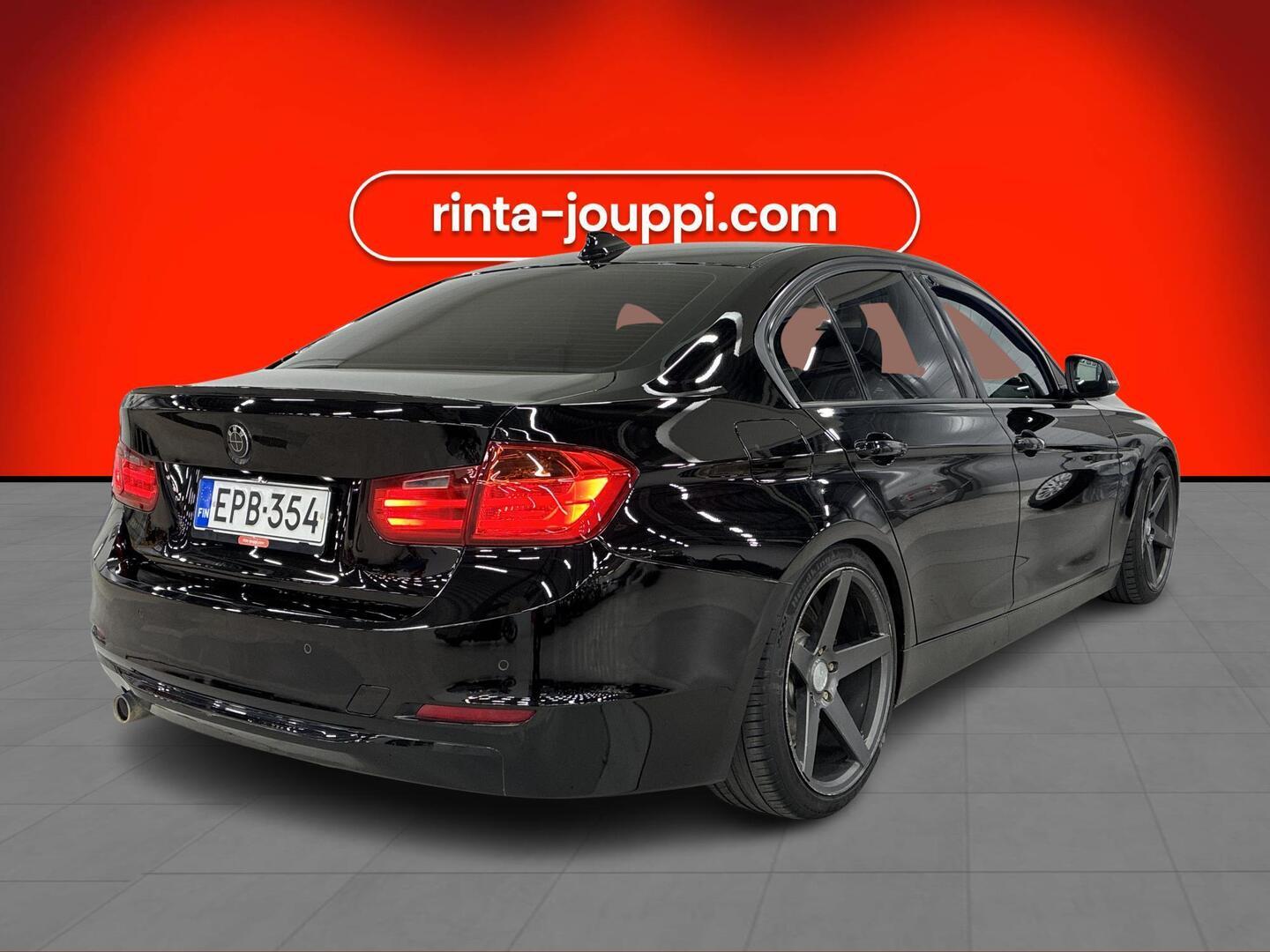 BMW 320 2013