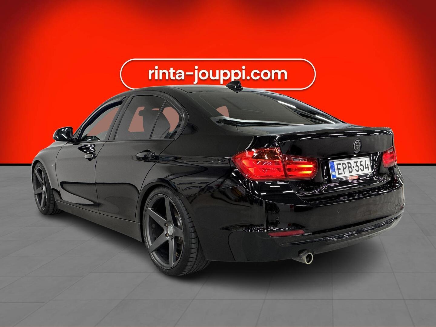 BMW 320 2013