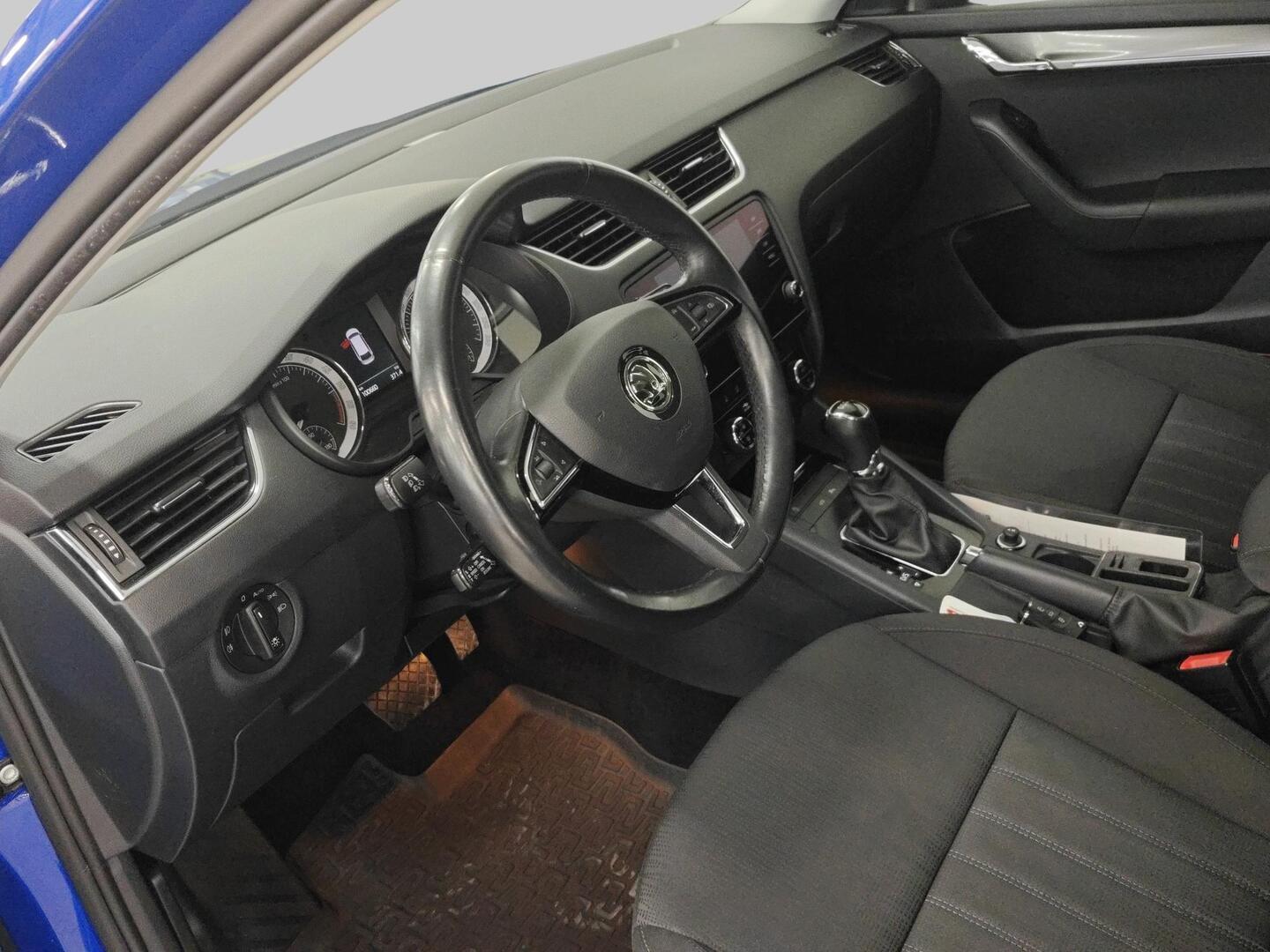 SKODA Octavia 2019