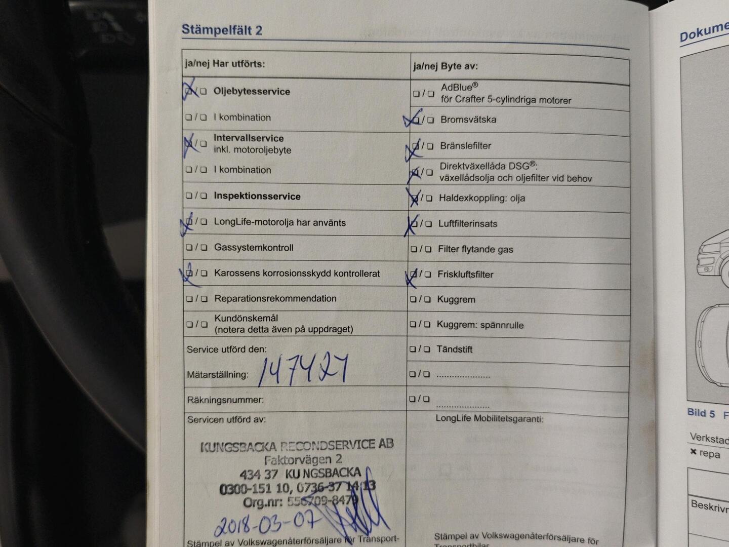 VOLKSWAGEN Caravelle 2012