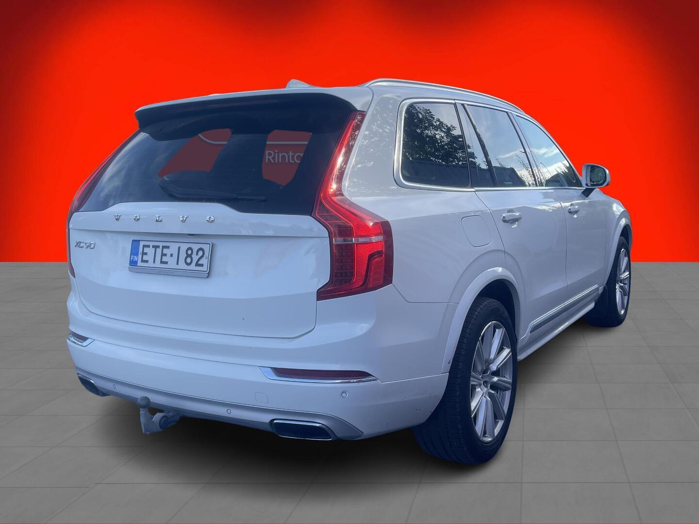 VOLVO XC90 2016