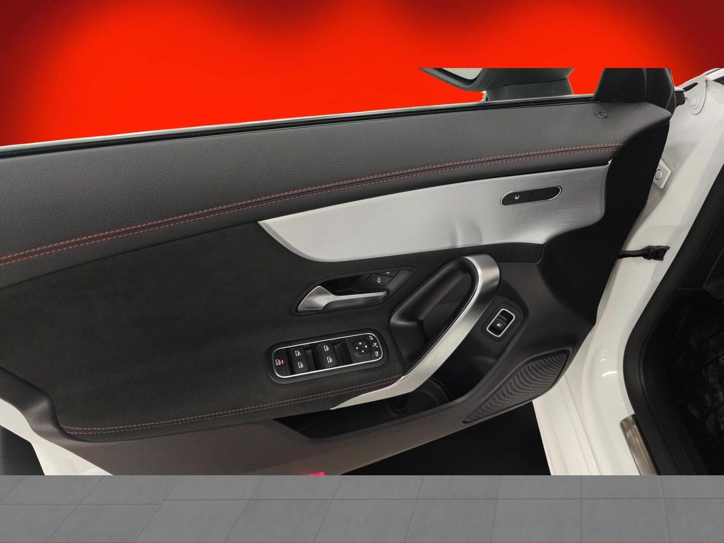 MERCEDES-BENZ CLA 2021