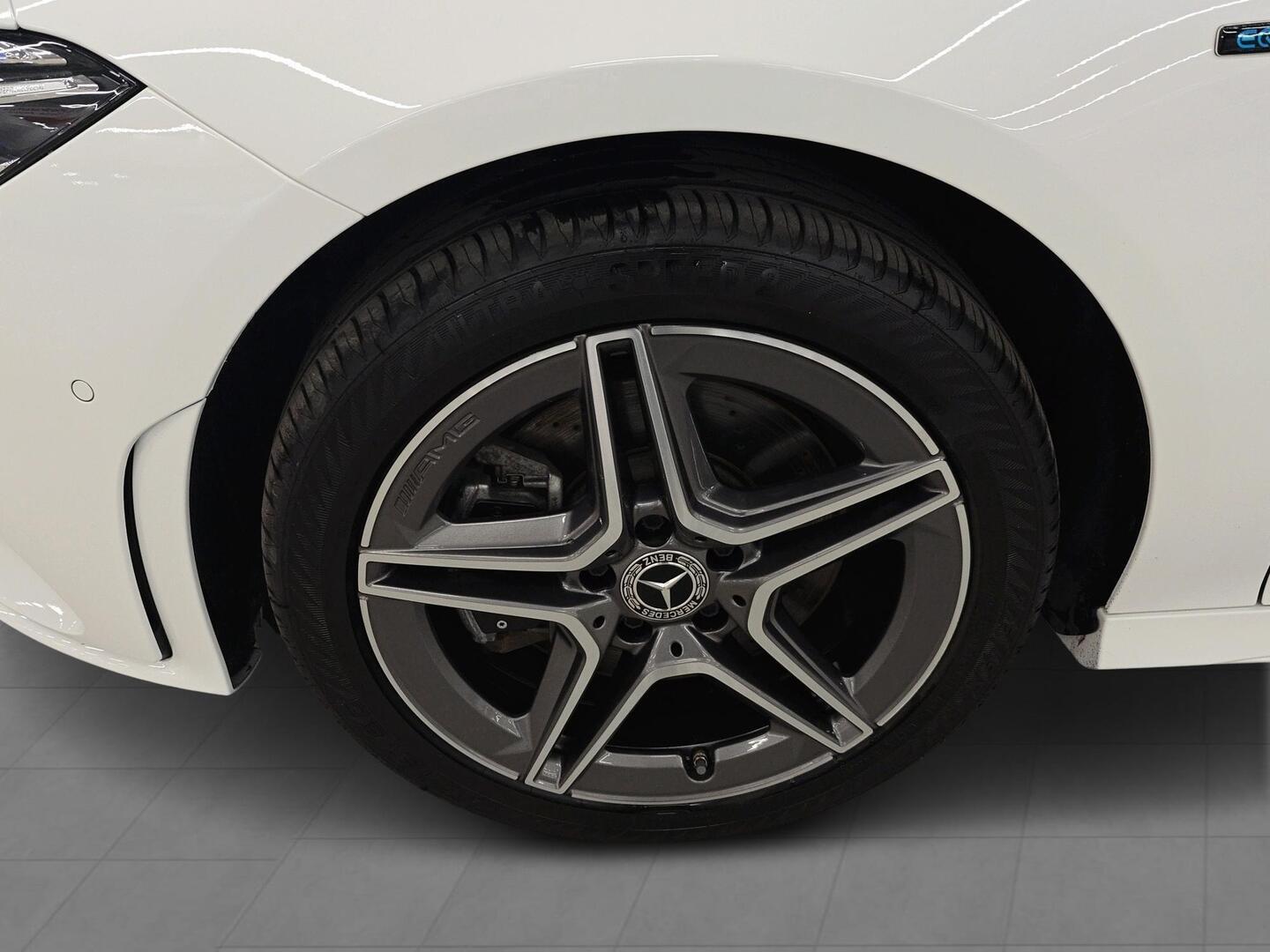 MERCEDES-BENZ CLA 2021