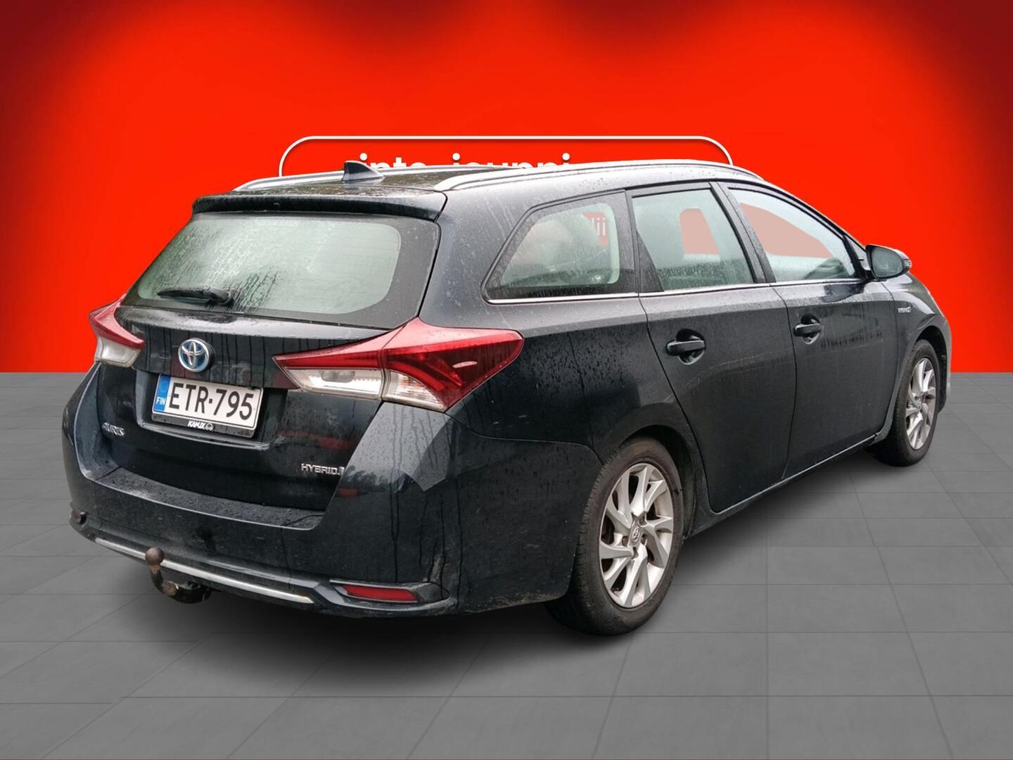 TOYOTA Auris 2017