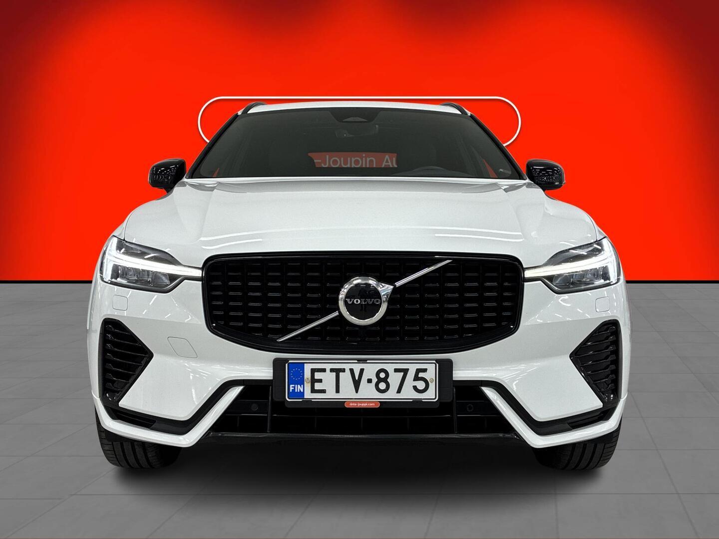 VOLVO XC60 2021