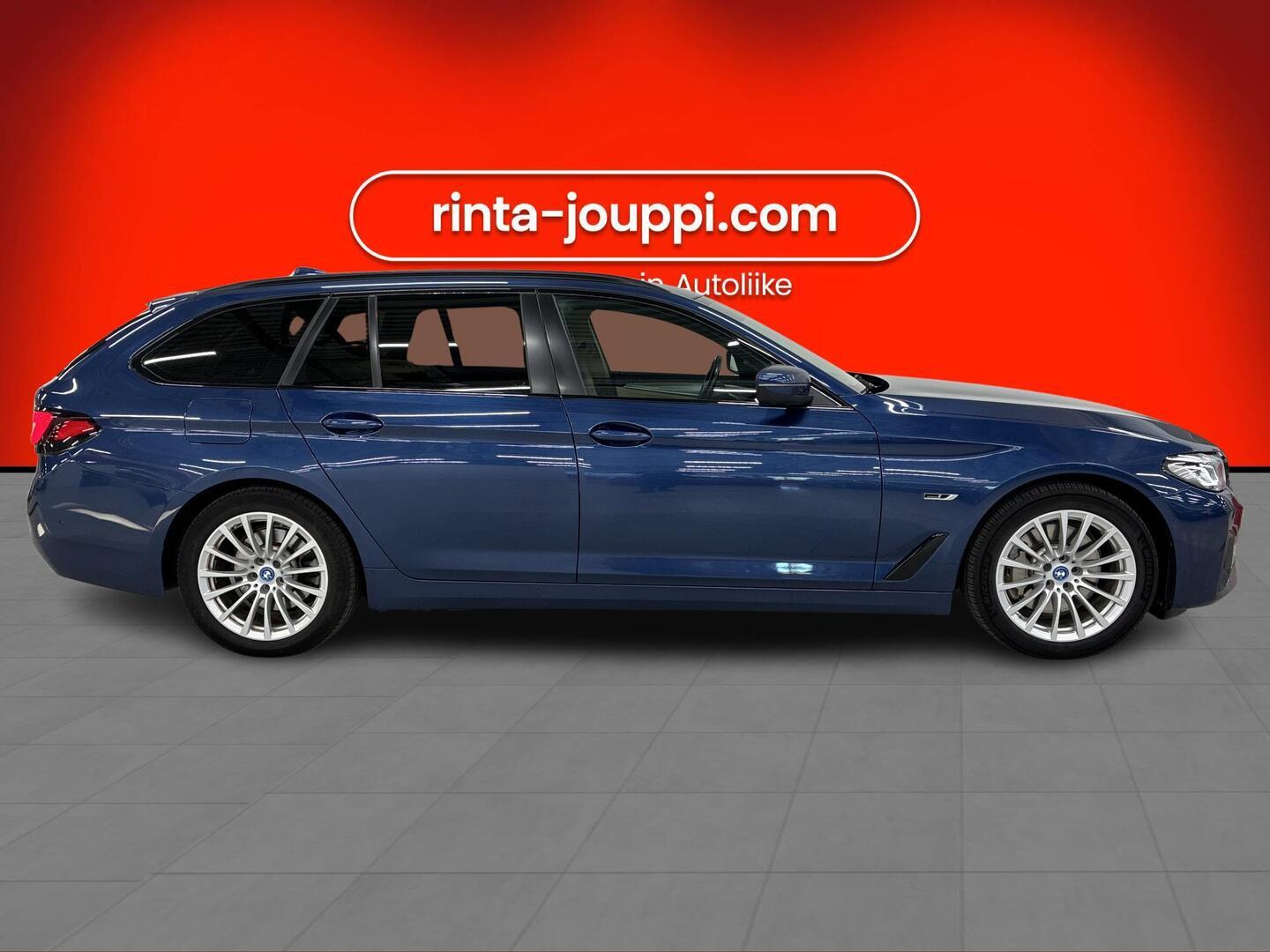 BMW 530 2022