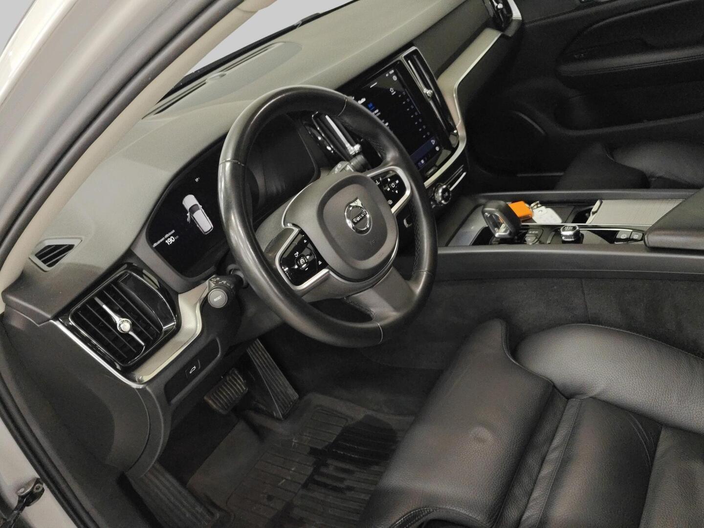 VOLVO V60 Cross Country 2022