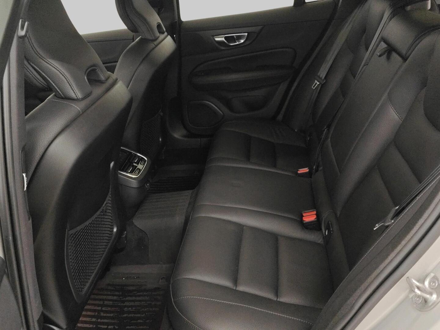 VOLVO V60 Cross Country 2022