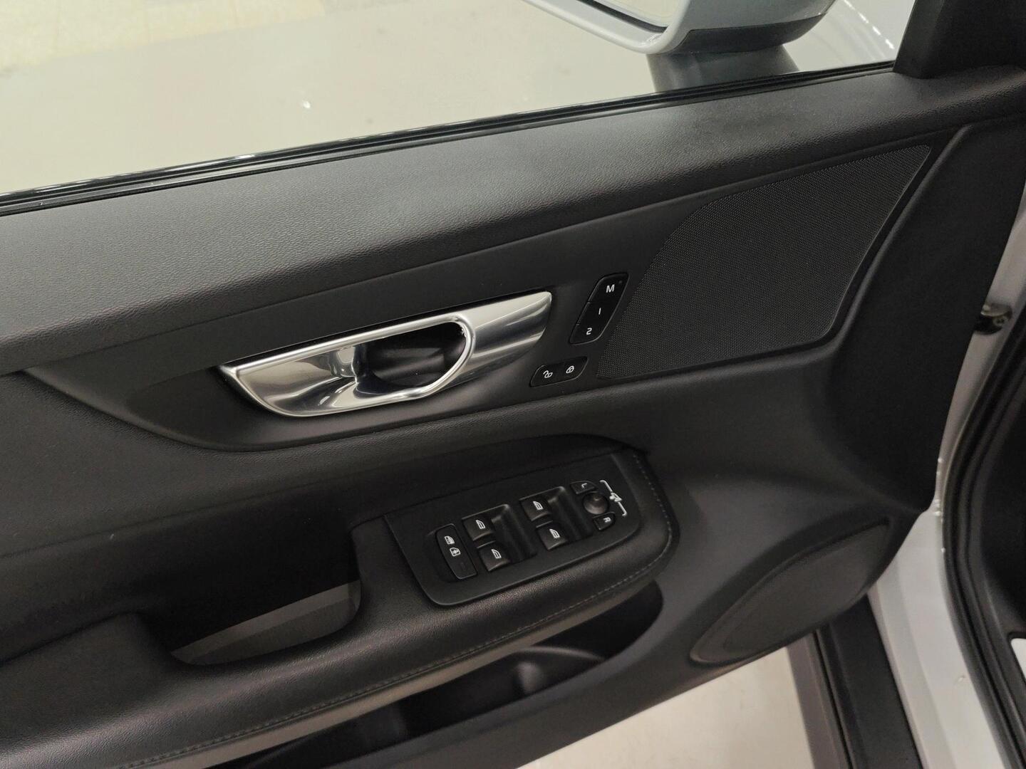 VOLVO V60 Cross Country 2022