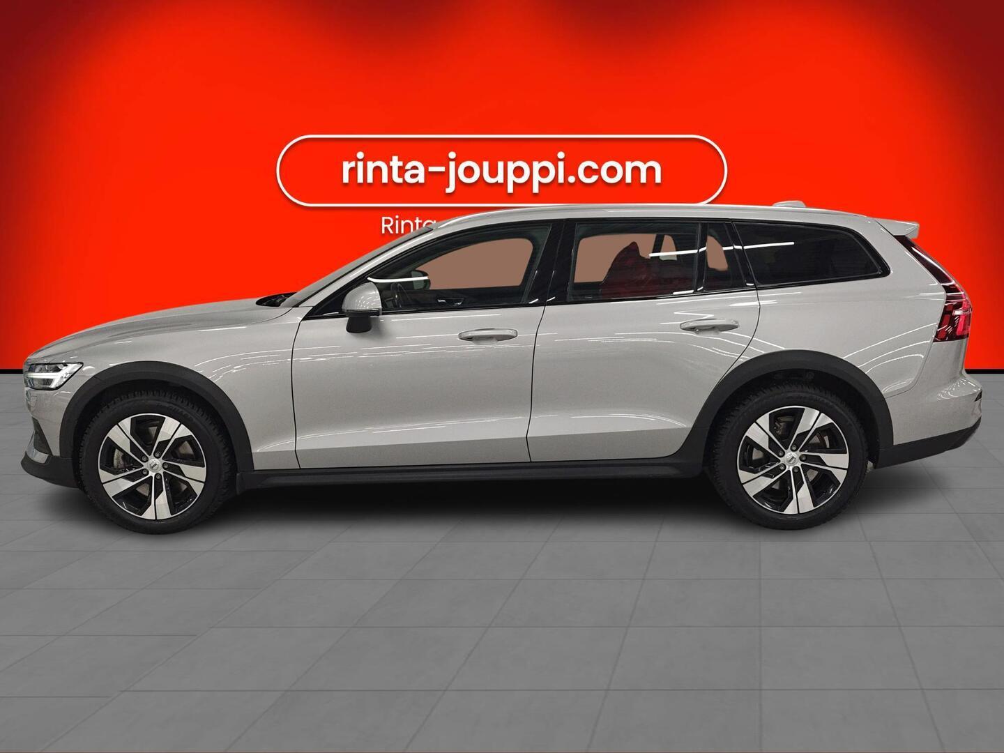 VOLVO V60 Cross Country 2022