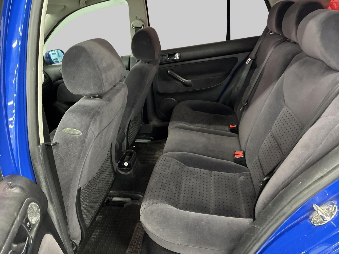 VOLKSWAGEN GOLF 1998