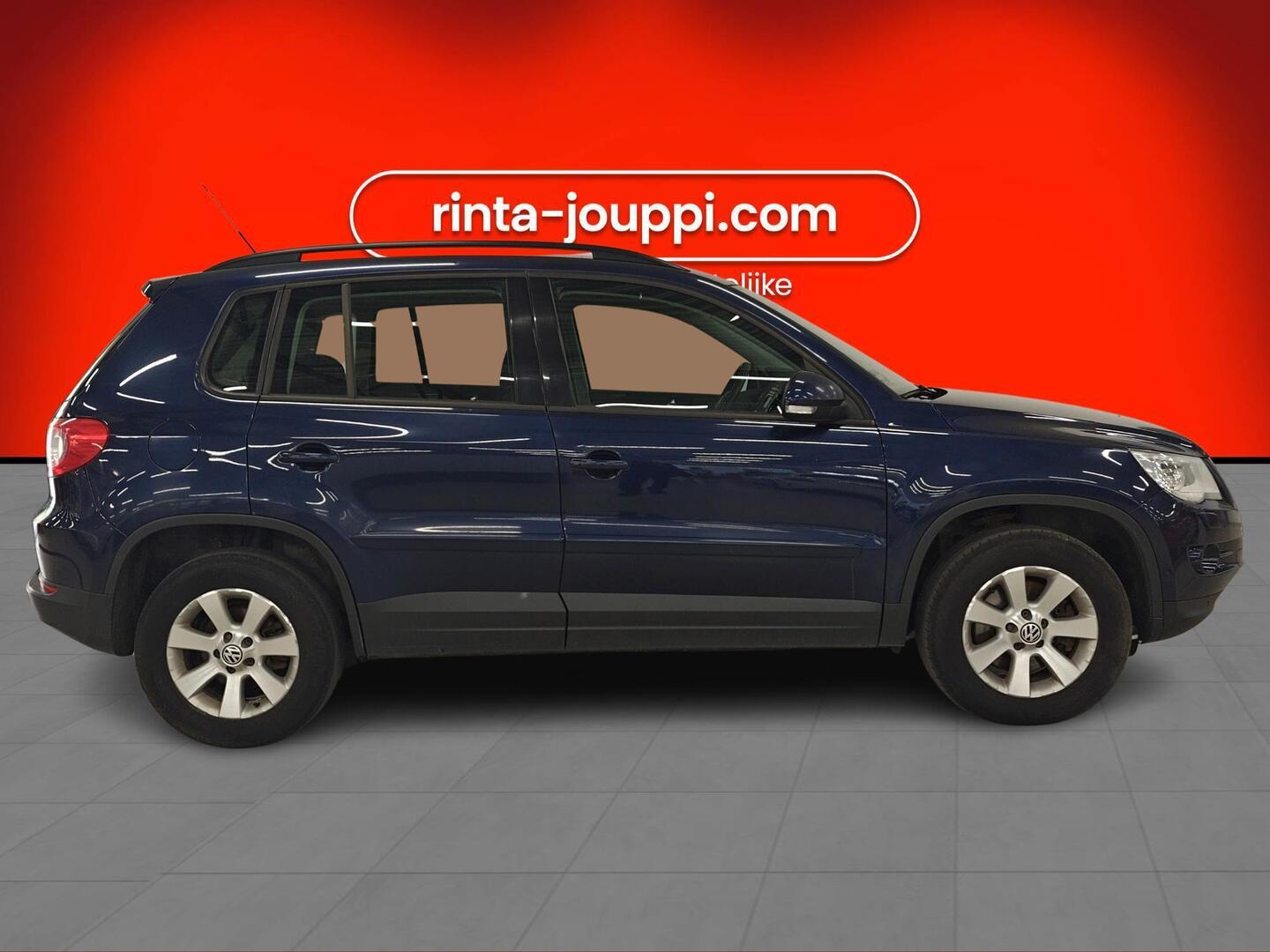 VOLKSWAGEN Tiguan 2011
