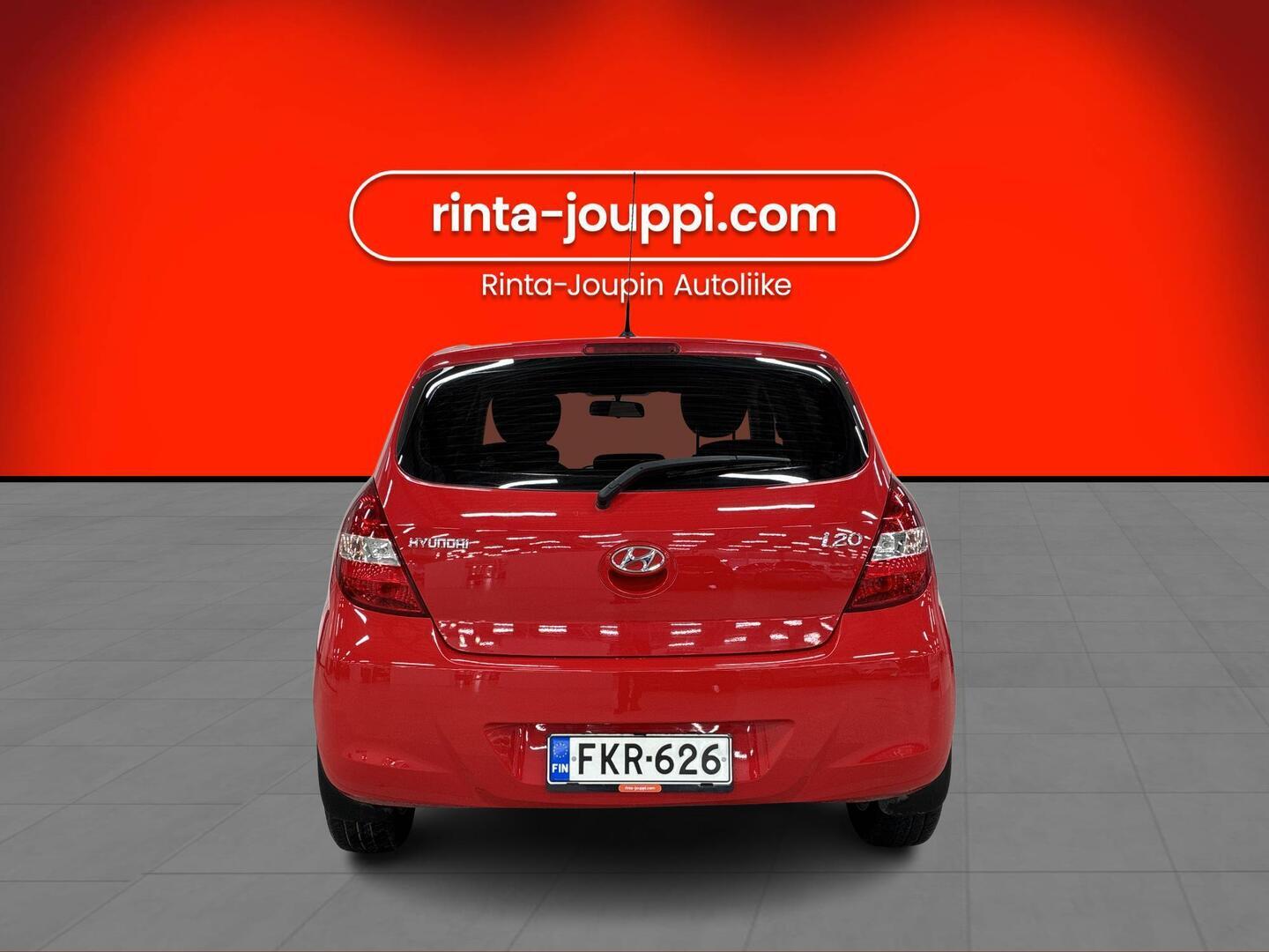 HYUNDAI i20 2012