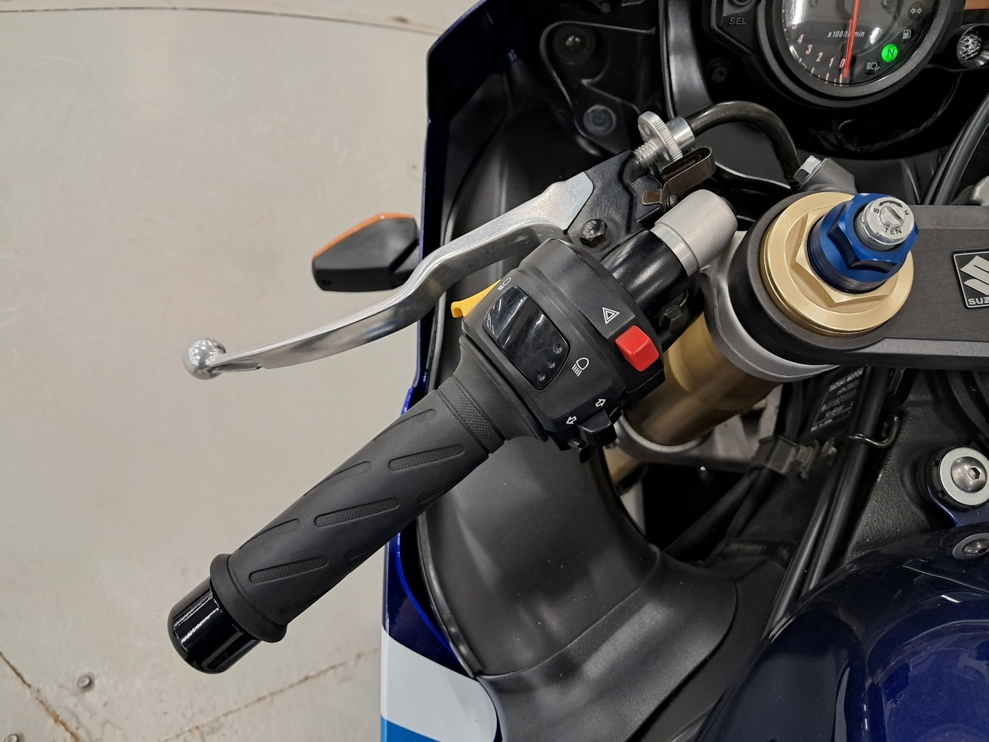 SUZUKI GSX-R 2005