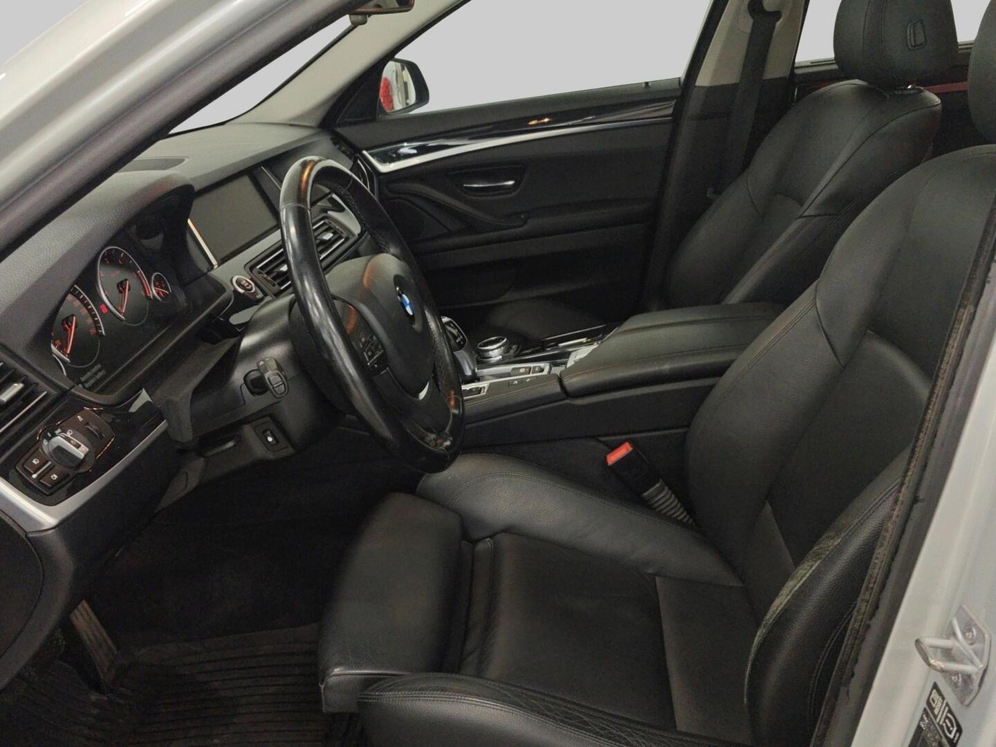 BMW 530 2014